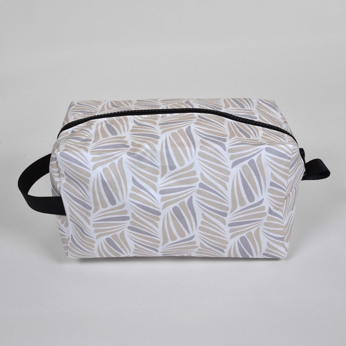 Resort Collection - Water-repellent Cosmetic Travel Bag