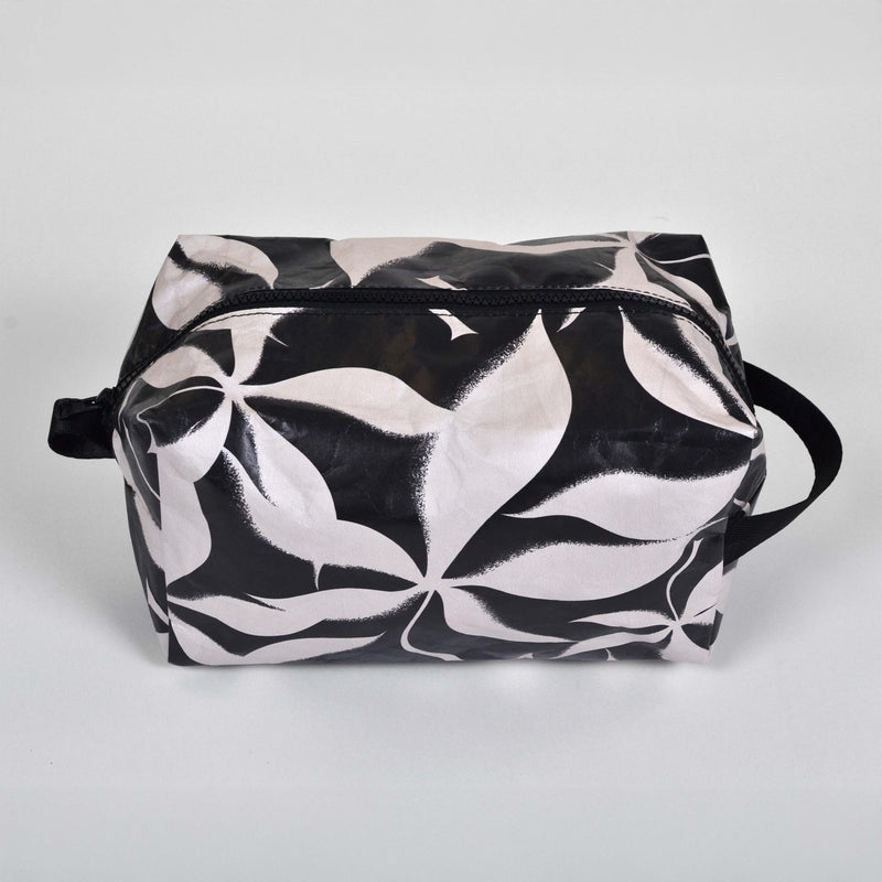 Resort Collection - Water-repellent Cosmetic Travel Bag