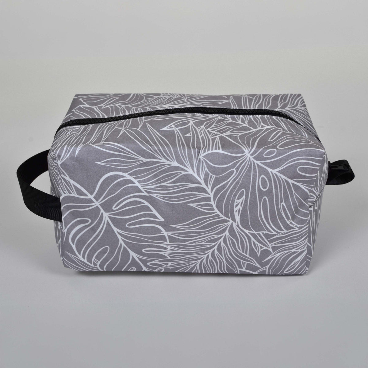 Resort Collection - Water-repellent Cosmetic Travel Bag