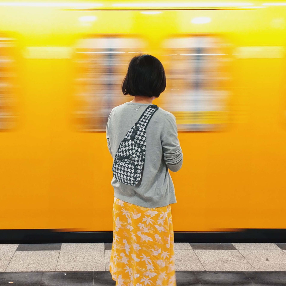 Nupouch Anti-theft Daypack with CablePort